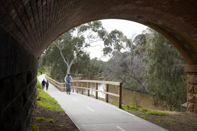 Homestay - Yarra River Boulevard - Private Room 멜번 외부 사진
